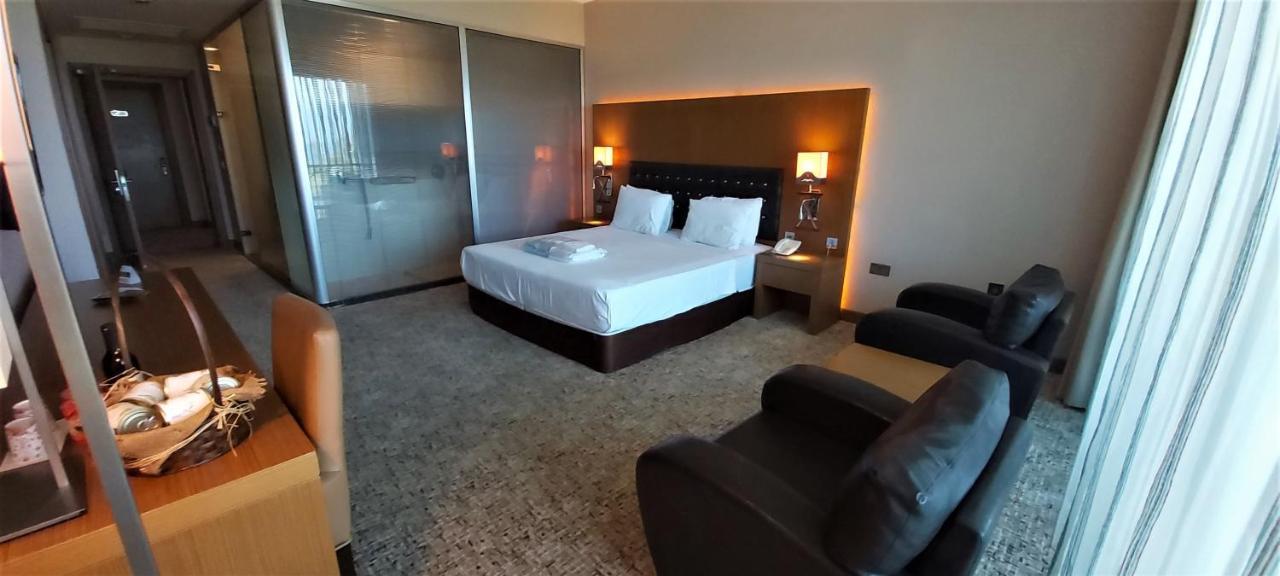 Korineum Golf & Beach Resort Agios Georgios  Bagian luar foto