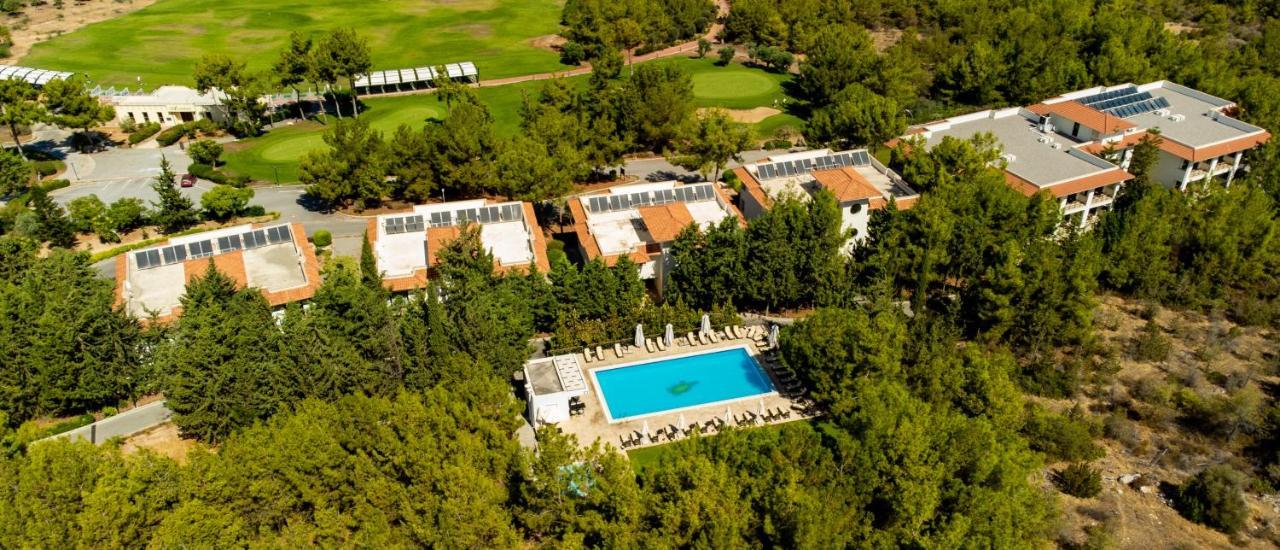 Korineum Golf & Beach Resort Agios Georgios  Bagian luar foto