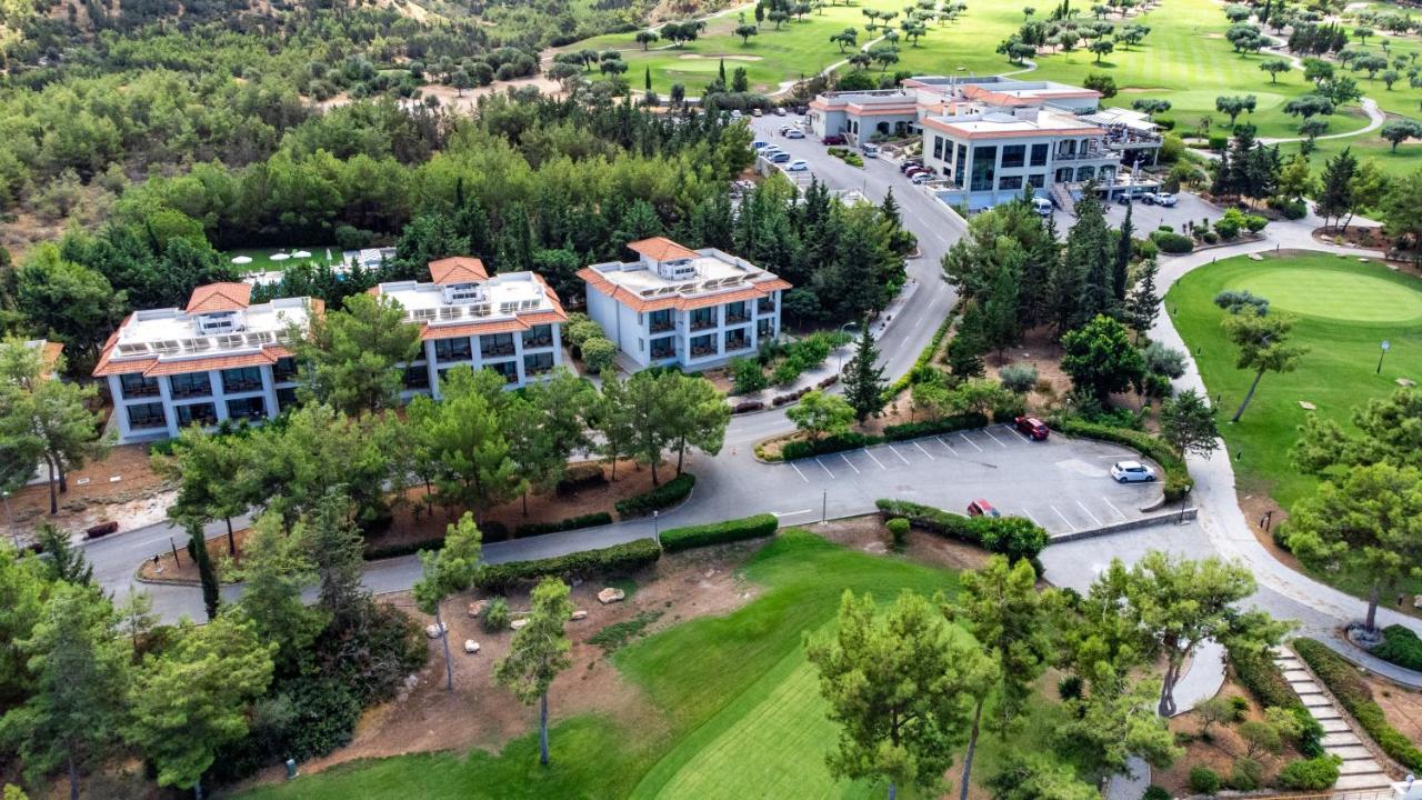 Korineum Golf & Beach Resort Agios Georgios  Bagian luar foto