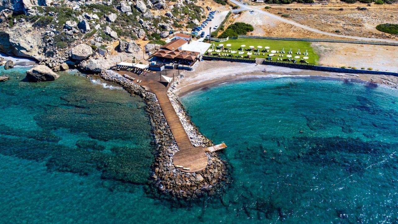 Korineum Golf & Beach Resort Agios Georgios  Bagian luar foto